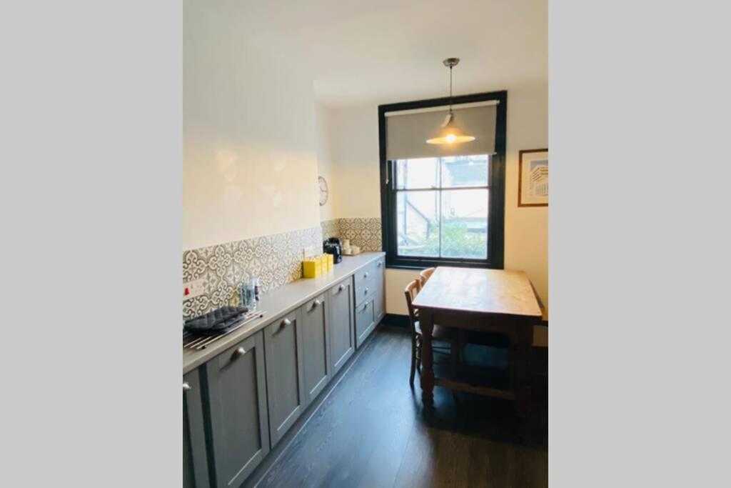 Beautiful First Floor Apartment In St Leonards Ngoại thất bức ảnh