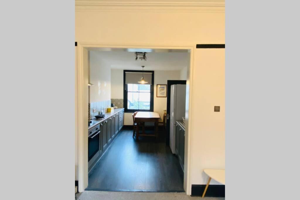 Beautiful First Floor Apartment In St Leonards Ngoại thất bức ảnh